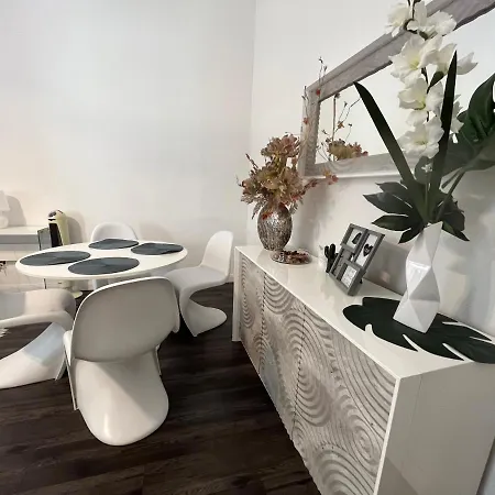The Downtown Apartment *